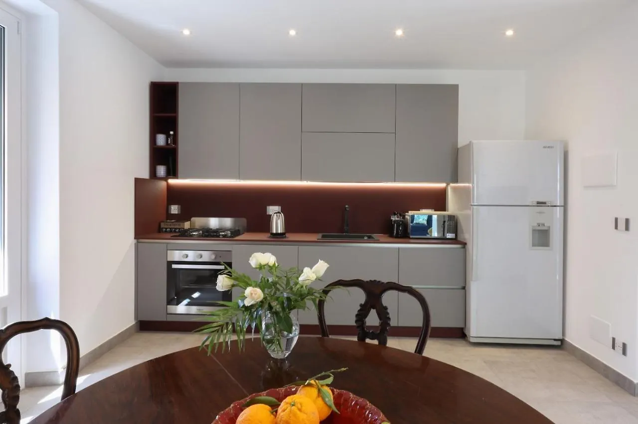 Home 29 Taormina City Center Italy