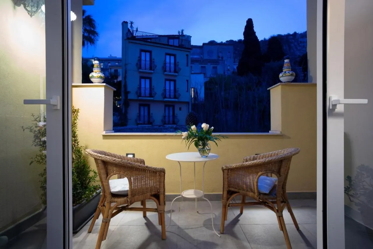 Home 29 Taormina City Center